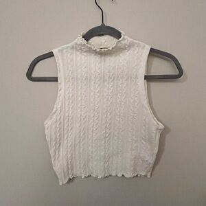 Forever 21 White Sleeveless Crop Top
